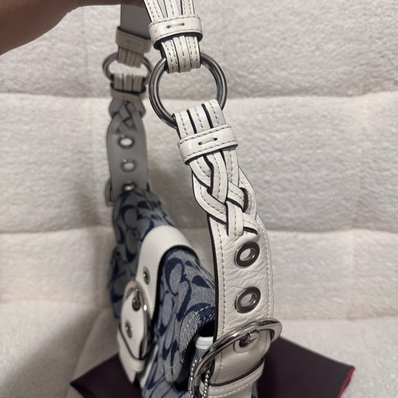 Coach Navy and White mini soho purse - Picture 6 of 11